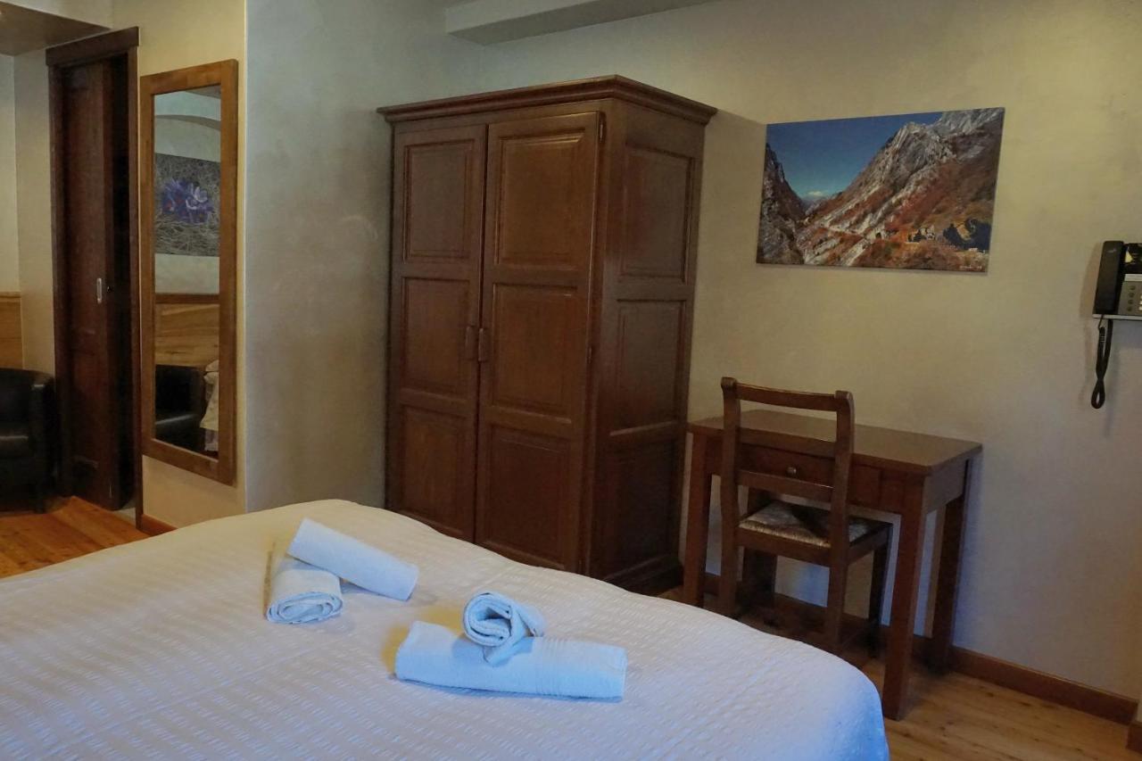 Pensione Albergo Diffuso Ceaglio Valle Maira Marmora Exterior photo